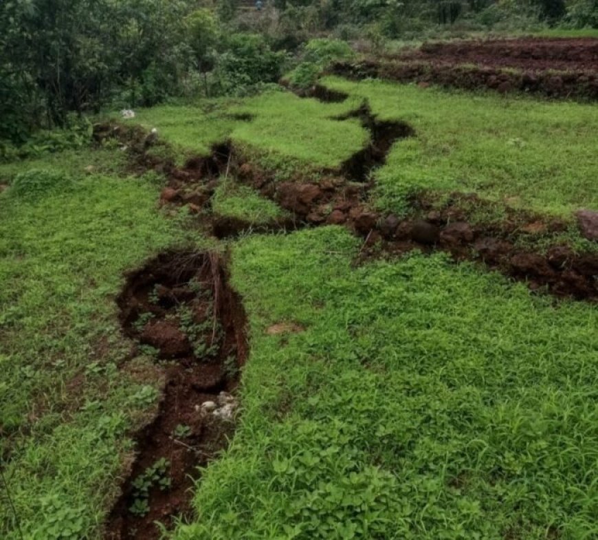 रत्नागिरी : मिरजोळेत शेतजमिनीचे भूस्खलन