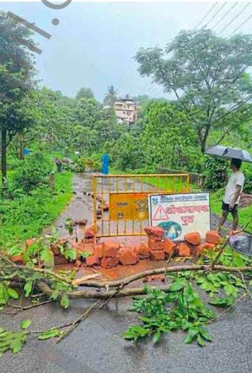 मंडणगडात रस्त्यावरील जुन्या पुलाचा भराव खचल्याने तीन गावांतील वाहतूक विस्कळीत