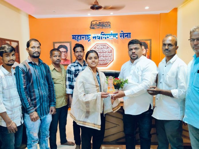 476a8ccdb3c97ae6061e5599923d71e2