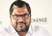 राजू शेट्टी यांचा सरकारवर घणाघात! “परराष्ट्र धोरण चुकले, शेतकरी वाऱ्यावर”; देशव्यापी आंदोलनाचा दिला इशारा