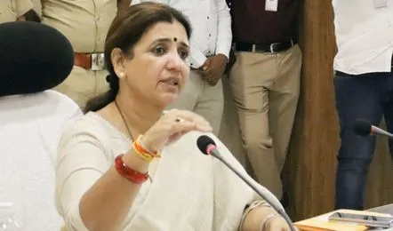 Madhuri-Misal-said-security-guard-committee-has-been-formed-in-the-ST-Mahamandal_V_jpg--442x260-4g
