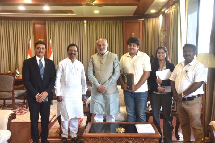 f5ae41c7-ad08-4611-8d31-367b45efd929