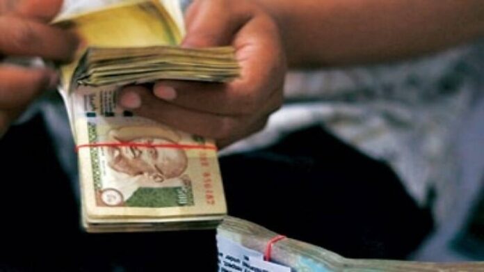 money_144682476774_650x425_11061