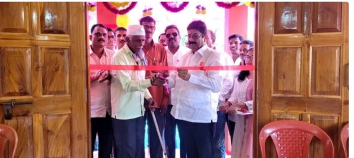 dfa428cc-c673-43df-8b9f-8111f6227d2d