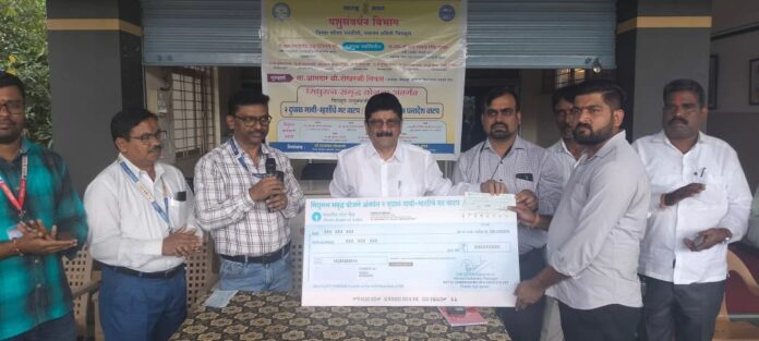 08521e686c024fa2c0c8b43225154c0d