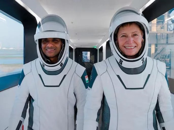 c11b3b0ba21fdca6d8be62dafe4be731