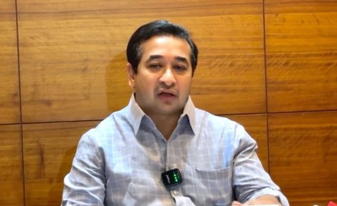 4db7db9420864fa2c68b3d51851b4eef