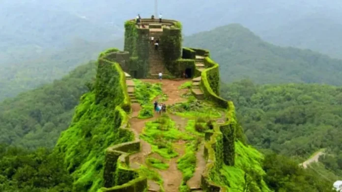 pratapgad-fort-1024x576 (1)