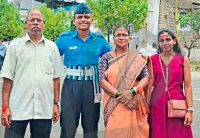 306c69bc-fb2e-4af5-9d32-4a5335508ffb