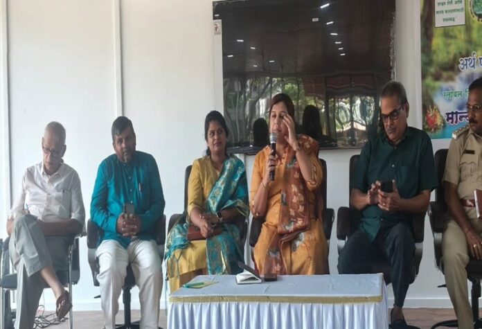 1141232458439a56b7db0398189978ac