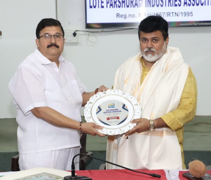 Untitled - 2025-12-25T160725.825