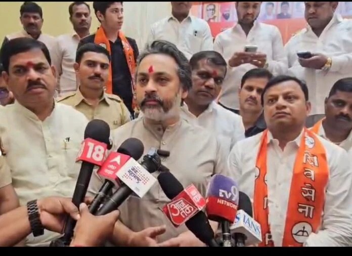 53b7b445895b2d1ef83a70a3f3d36bc0