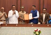 रत्नागिरी पोलिसांची मोठी कामगिरी! राज्यात ई-गव्हर्नन्समध्ये ५ वा क्रमांक; ‘एआय’ आणि ‘रत्नसेतू’ ठरले गेमचेंजर; मुख्यमंत्री देवेंद्र फडणवीसांच्या हस्ते गौरव