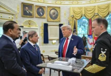 पाकिस्तानच्या लष्करप्रमुखांचे ट्रम्प यांना ८३०० कोटींच्या हॉटेलचे आमिष? अमेरिका-इराण युद्धात ‘मध्यस्थी’मागे ‘डील’ नेमके काय?