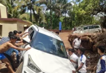 Rajapur: श्री देव धूतपापेश्वर मंदिर मार्गावर भाविकांची गाडी गटारात उलटली! कोट्यवधींच्या सुशोभीकरणानंतरही रस्ता ‘जैसे थे’; रुंदीकरणाची मागणी तीव्र