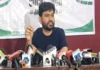 Exam Scam Protest: परीक्षांमधील गैरव्यवहारांविरोधात ‘कॉक्रोच जनता पार्टी’ आक्रमक; शिक्षण मंत्र्यांच्या राजीनाम्याची मागणी करत देशव्यापी आंदोलनाचा इशारा