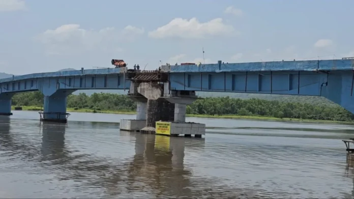Ambet-Bridge