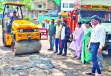 Ratnagiri Potholes Repair : रत्नागिरी शहरातले खड्डे भरले जात आहेत ‘गोल्डन ड्रॉप’ने