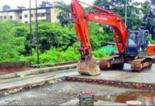 Mumbai Goa Highway Digging Before Inauguration 2026: लोकार्पणापूर्वीच मुंबई-गोवा महामार्गाची खोदाई; रस्ता बांधकामाच्या दर्जावर प्रश्नचिन्ह