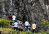 Iphone Dispute Suicide Chhatrapati Sambhajinagar: आयफोनच्या हप्त्यांवरून वाद; मुलाला वाचवताना आई-वडिलांचाही खवड्या डोंगरावरून कोसळून मृत्यू