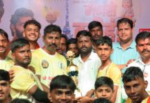 MNS Ratnagiri Dahihandi 2026: मनसे रत्नागिरी दहीहंडी उत्सव जल्लोषात; देवरूखच्या ‘जय बजरंग बली’ पथकाने ७ थर लावून पटकावला मान