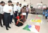 Divisional Commissioner Rubal Agarwal Visit Rajapur: राजापूर नगर वाचनालयात विभागीय आयुक्त रुबल अगरवाल यांची भेट; ‘स्वीप’ उपक्रमांतर्गत मतदार जनजागृती रांगोळी प्रदर्शनाची पाहणी