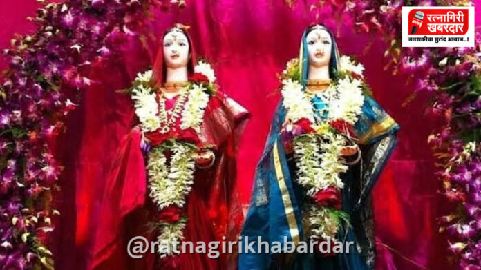Gauri Pujan 2026: महाराष्ट्रात आज ज्येष्ठा गौरी पूजनाचा उत्साह! जाणून घ्या शुभ मुहूर्त आणि परंपरा Gauri Pujan 2026: महाराष्ट्रात आज ज्येष्ठा गौरी पूजनाचा उत्साह! जाणून घ्या शुभ मुहूर्त आणि परंपरा