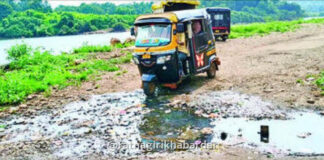 Khed News: जगबुडी नदीकाठच्या बंदर रोडची दुरवस्था; खड्डे आणि सांडपाण्यामुळे नागरिक त्रस्त