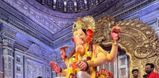 Lalbaugcha Raja: मुंबईतील लालबागच्या राजाचे रत्नागिरीतील लोकप्रतिनिधी व पदाधिकाऱ्यांनी घेतले दर्शन; रत्नागिरीच्या विकासासाठी प्रार्थना