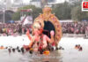 Lalbaugcha Raja Visarjan: लालबागच्या राजाचे गिरगाव चौपाटीवर भावूक वातावरणात विसर्जन; २२ तासांच्या मिरवणुकीनंतर लाडक्या बाप्पाला निरोप Lalbaugcha Raja Visarjan: लालबागच्या राजाचे गिरगाव चौपाटीवर भावूक वातावरणात विसर्जन; २२ तासांच्या मिरवणुकीनंतर लाडक्या बाप्पाला निरोप