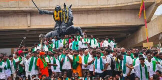 Raju Shetti Farmers Protest: केंद्रीय मंत्री प्रल्हाद जोशींच्या घरासमोर महाराष्ट्र आणि कर्नाटकातील शेतकरी संघटनांचे बेमुदत धरणे आंदोलन; राजू शेट्टींचा सरकारला इशारा