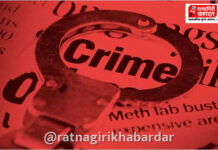 Ratnagiri Crime News : तलवारीने वाढदिवसाचा केक कापून व्हिडिओ सोशल मीडियावर टाकणे अंगलट; तरुणावर गुन्हा दाखल Ratnagiri Crime News : तलवारीने वाढदिवसाचा केक कापून व्हिडिओ सोशल मीडियावर टाकणे अंगलट; तरुणावर गुन्हा दाखल