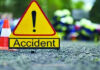 Ratnagiri Hit and Run: मांडवी भूते नाका येथे रस्ता ओलांडणाऱ्या ५४ वर्षीय महिलेला भरधाव दुचाकीची धडक Ratnagiri Hit and Run: मांडवी भूते नाका येथे रस्ता ओलांडणाऱ्या ५४ वर्षीय महिलेला भरधाव दुचाकीची धडक