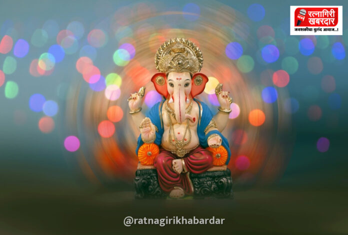 Ratnagiri Market Boom: गणेशोत्सवाने रत्नागिरीच्या बाजारपेठेला आर्थिक बूस्टर डोस! Ratnagiri Market Boom: गणेशोत्सवाने रत्नागिरीच्या बाजारपेठेला आर्थिक बूस्टर डोस!