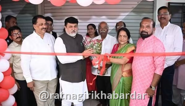 Ratnagiri News: 'कोमसाप'च्या १८ व्या केंद्रीय साहित्य संमेलनाच्या अध्यक्षपदी बाळ फोंडके; मराठी भाषा मंत्री उदय सामंत यांची घोषणा Ratnagiri News: 'कोमसाप'च्या १८ व्या केंद्रीय साहित्य संमेलनाच्या अध्यक्षपदी बाळ फोंडके; मराठी भाषा मंत्री उदय सामंत यांची घोषणा