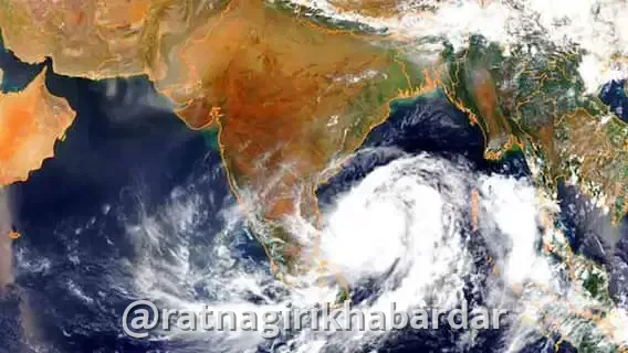 Bengal Bay Cyclone Alert: बंगालच्या उपसागरात कमी दाबाच्या क्षेत्राचे तीव्र चक्रीवादळात रूपांतर होण्याचा अंदाज; आंध्र-ओडिशा किनारपट्टीला सतर्कतेचा इशारा Bengal Bay Cyclone Alert: बंगालच्या उपसागरात कमी दाबाच्या क्षेत्राचे तीव्र चक्रीवादळात रूपांतर होण्याचा अंदाज; आंध्र-ओडिशा किनारपट्टीला सतर्कतेचा इशारा