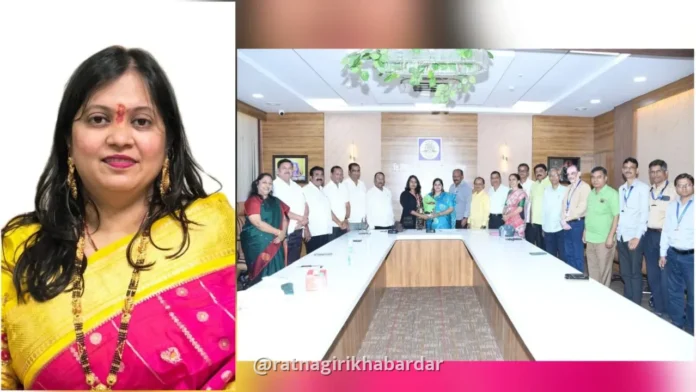 Chiplun Urban Bank Director Election: चिपळूण अर्बन बँकेच्या पोटनिवडणुकीत सौ. सारिका खेडेकर यांची बिनविरोध निवड Chiplun Urban Bank Director Election: चिपळूण अर्बन बँकेच्या पोटनिवडणुकीत सौ. सारिका खेडेकर यांची बिनविरोध निवड