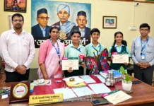 रोटरी क्लब आयोजित ‘कचऱ्यातून कलाकृती’ स्पर्धेत पटवर्धन हायस्कूलला द्वितीय क्रमांक रोटरी क्लब आयोजित 'कचऱ्यातून कलाकृती' स्पर्धेत पटवर्धन हायस्कूलला द्वितीय क्रमांक