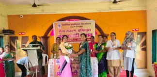वालोपे येथे 'सेवा संकल्प अभियान' विविध उपक्रमांनी उत्साहात संपन्न; भारुड आणि पोषण आरतीने वेधले लक्ष