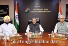 Election Commission: ६ राज्यांच्या मतदार याद्यांच्या पुनरावलोकनाचे (SIR) वेळापत्रक बदलले; महाराष्ट्रात ३० नोव्हेंबरला अंतिम प्रसिद्धी Election Commission: ६ राज्यांच्या मतदार याद्यांच्या पुनरावलोकनाचे (SIR) वेळापत्रक बदलले; महाराष्ट्रात ३० नोव्हेंबरला अंतिम प्रसिद्धी