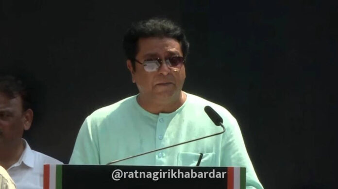 Garjana morcha: 'गर्जना मोर्चा'तून राज ठाकरेंचा थेट हल्लाबोल; बॅलेट पेपरवर निवडणुका आणि 'SIR' रद्द करण्याची मागणी Garjana morcha: 'गर्जना मोर्चा'तून राज ठाकरेंचा थेट हल्लाबोल; बॅलेट पेपरवर निवडणुका आणि 'SIR' रद्द करण्याची मागणी