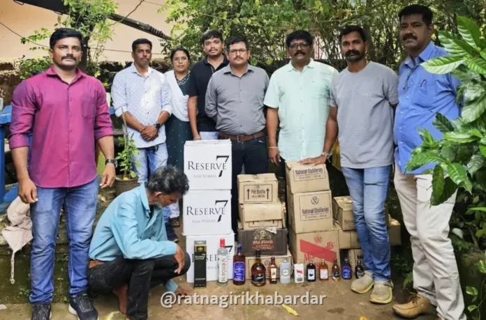 Goa Liquor Seizure: रत्नागिरीत शहर पोलिसांची मोठी कारवाई; मुरुगवाडा परिसरातून गोवा बनावटीचा दारूसाठा जप्त