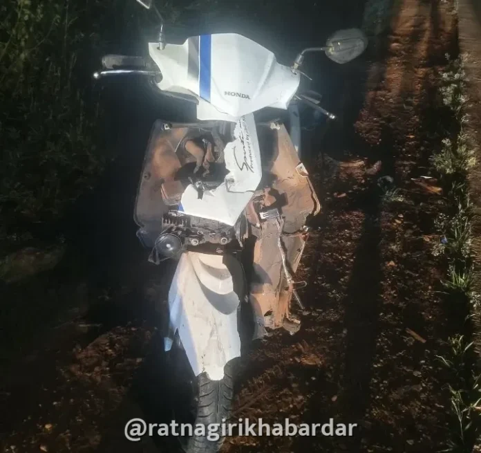 Lanja Two-Wheeler Accident: कुवे पुरागाव हद्दीत दोन दुचाकींचा भीषण अपघात; वनगुळे येथील ५४ वर्षीय व्यक्तीचा जागीच मृत्यू Lanja Two-Wheeler Accident: कुवे पुरागाव हद्दीत दोन दुचाकींचा भीषण अपघात; वनगुळे येथील ५४ वर्षीय व्यक्तीचा जागीच मृत्यू