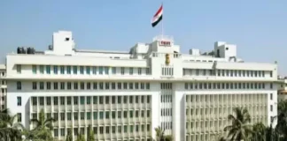 Maharashtra Drought News: राज्यातील ३०५ तालुके अंतिम दुष्काळग्रस्त घोषित; आयएएस आणि आयपीएस अधिकाऱ्यांचा मदतीचा हात, एक दिवसाचे वेतन मुख्यमंत्री सहायता निधीत जमा