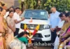 Mandangad Panchayat Samiti: मंडणगड पंचायत समितीच्या सभापतींना अखेर हक्काचे नवीन वाहन; नामदार योगेश कदम यांच्या हस्ते चावी सुपूर्द