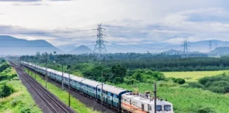 Railway Staff PLB Bonus: केंद्र सरकारचा ११.४० लाख रेल्वे कर्मचाऱ्यांना दसऱ्याचा मोठा दिलासा; ७८ दिवसांचा 'उत्पादकता निगडित बोनस' मंजूर