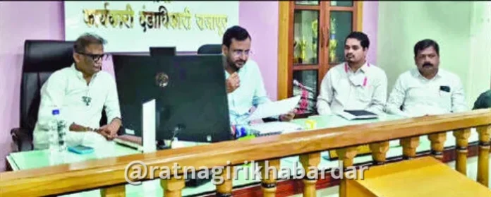 Rajapur Drought Review Meeting: दुष्काळ निवारणासाठी प्रशासनाने प्रत्येक गावापर्यंत पोहोचावे; आमदार प्रमोद जठार यांचे राजापुरात निर्देश