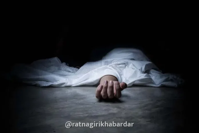Rajapur Raypatan Heart Attack Death: रायपाटण येथे नदीवर मासेमारीसाठी गेलेल्या प्रौढाचा हृदयविकाराच्या झटक्याने मृत्यू Rajapur Raypatan Heart Attack Death: रायपाटण येथे नदीवर मासेमारीसाठी गेलेल्या प्रौढाचा हृदयविकाराच्या झटक्याने मृत्यू