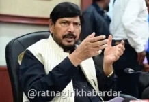 Ramdas Athawale Khed Melawa: “ईव्हीएम नको होतं तर राजीव गांधींच्या काळात का आणलं?” – केंद्रीय मंत्री रामदास आठवले यांचा काँग्रेसला टोला Ramdas Athawale Khed Melawa: "ईव्हीएम नको होतं तर राजीव गांधींच्या काळात का आणलं?" – केंद्रीय मंत्री रामदास आठवले यांचा काँग्रेसला टोला