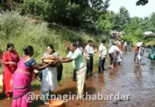 Ratnagiri Banrai Bandhare Campaign: रत्नागिरीत उन्हाळ्यातील टंचाईवर मात करण्यासाठी ‘वनराई बंधारे’; लोकसहभागातून जलसंधारणाचा महायज्ञ Ratnagiri Banrai Bandhare Campaign: रत्नागिरीत उन्हाळ्यातील टंचाईवर मात करण्यासाठी 'वनराई बंधारे'; लोकसहभागातून जलसंधारणाचा महायज्ञ